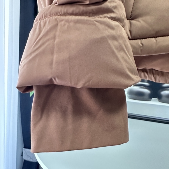 down jacket - Picture 6 of 9